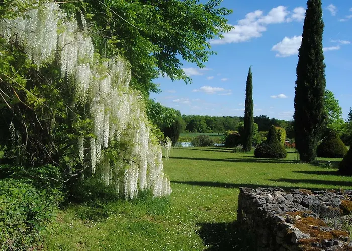 Domaine De La Charmeraie Piscine Chauffee Σπίτι διακοπών *